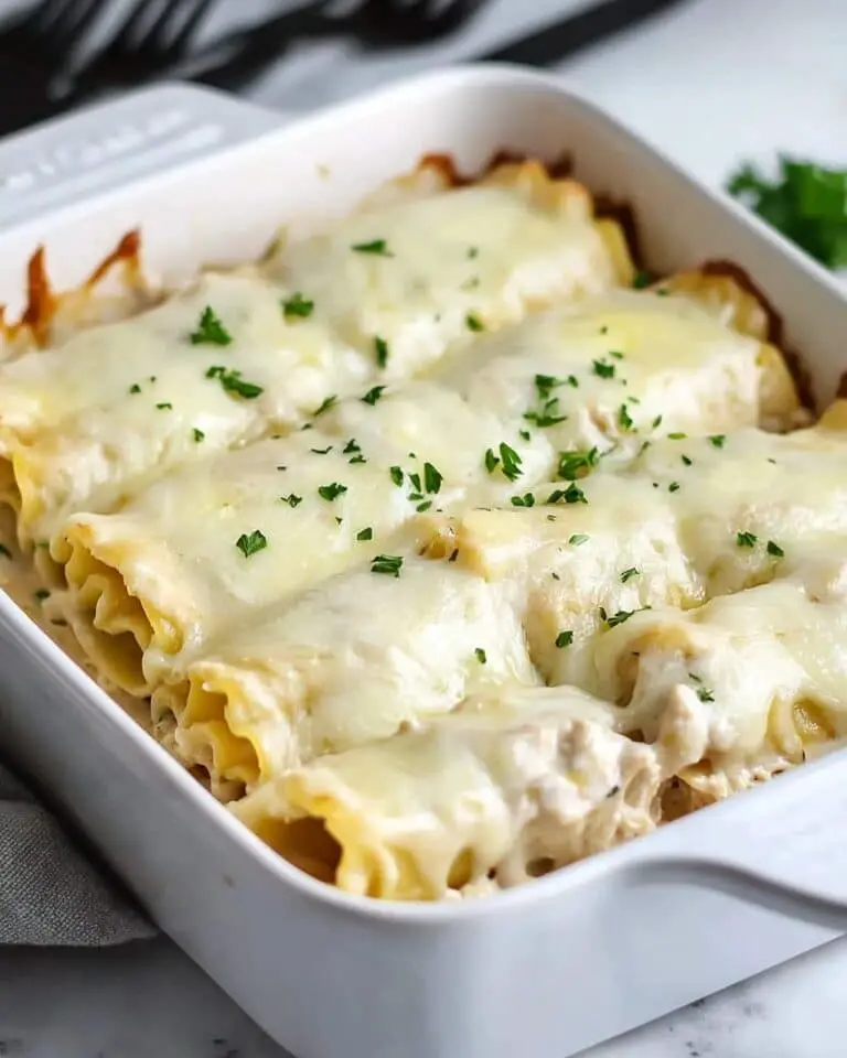 Chicken Alfredo Lasagna Rolls Recipe