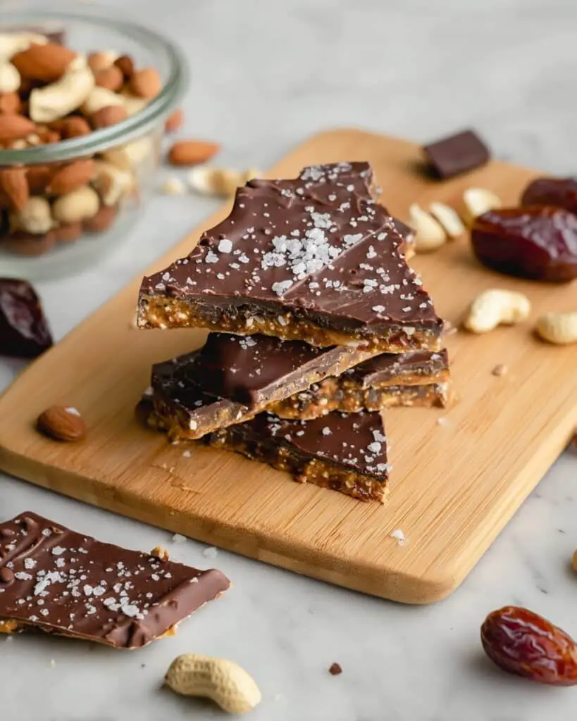 5-Ingredient Date Bark Recipe
