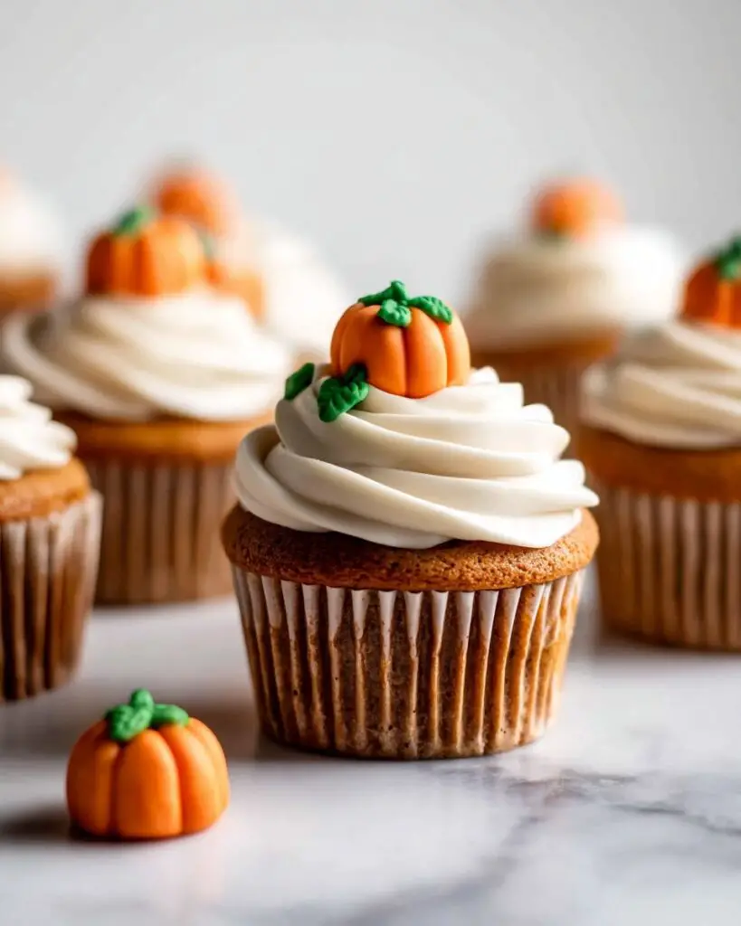 Pumpkin Cupcakes with Cream Cheese Frosting Recipe