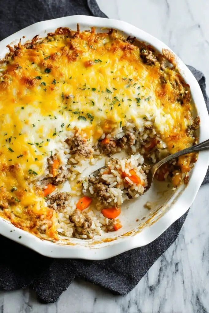 Cheesy Ground Beef and Rice Casserole Recipe